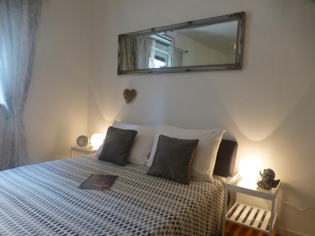 Apartment Emily Загреб Екстериор снимка